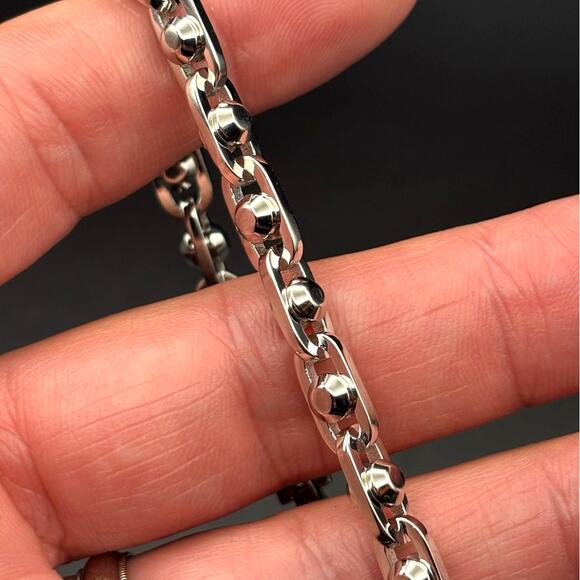 Michael Kors MKJ835700040 Premium Astor Link Womens Silver Plated Bracelet NIBWT - Picture 12 of 17